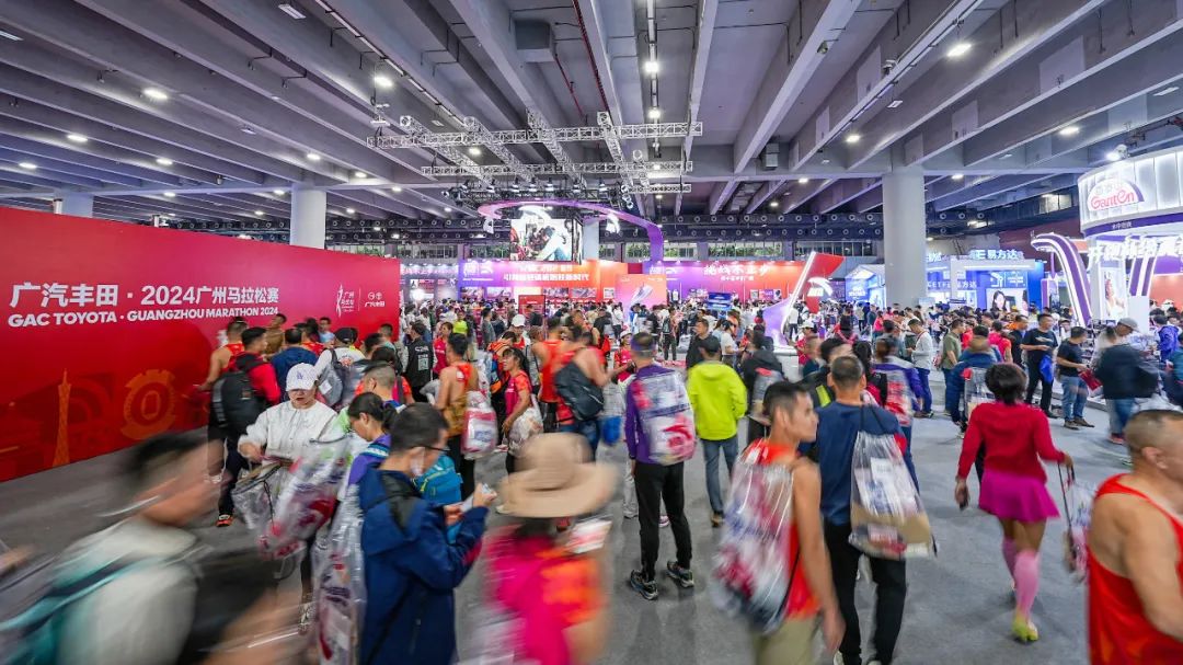 阿卡或退戴杯，WTA官宣各奖项提名，FAA跻身TOP5弗里茨重返一哥